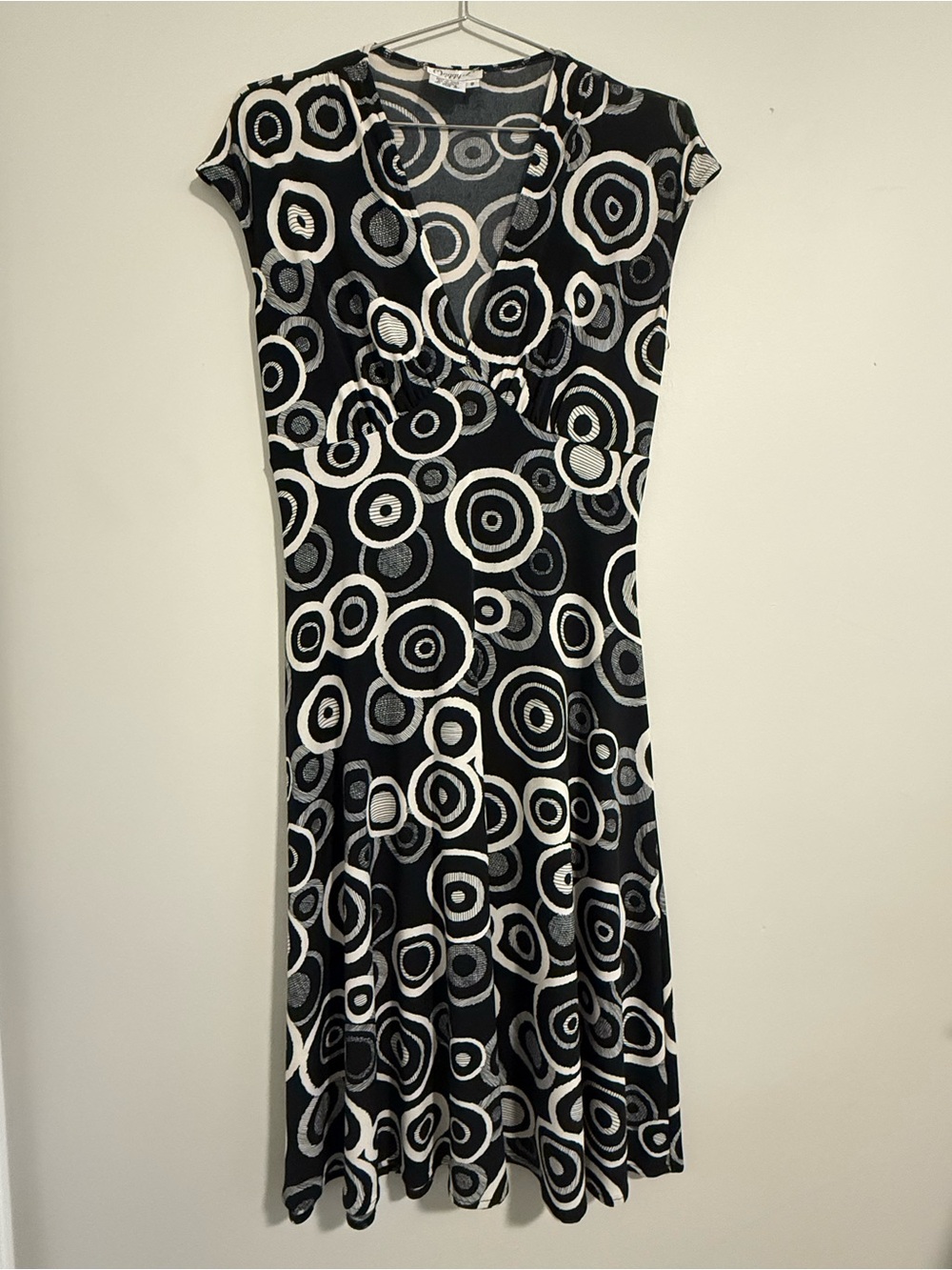 Maggy London Black and White Circle-Print V-Neck Midi Dress